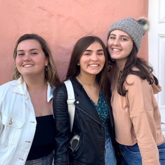 Meet your Posher, Sienna - Picture 1 of 1